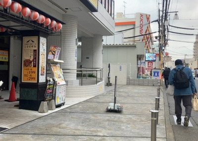 【庭】 | スタープラザ相武台駅前 | 物件によっては、入居者が個人的に使用できる専用庭がついているものもあります。また、住宅の中にある土間の部分を庭と呼ぶこともあります。庭の用途は住む人によって変わり、それによってデザインもさまざまです。