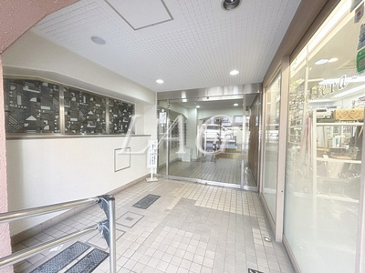 【エントランス】 | ライオンズマンション三田 | エントランスです。