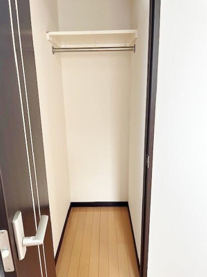 【収納】 | アリッサムⅡ | 洋室のクローゼット