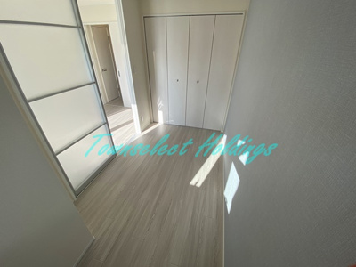 【寝室】 | ステラ キミ | 白を基調としたお洒落なフローリングタイプ♪