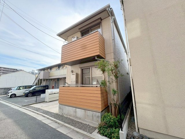 サンハイツ二番館の外観