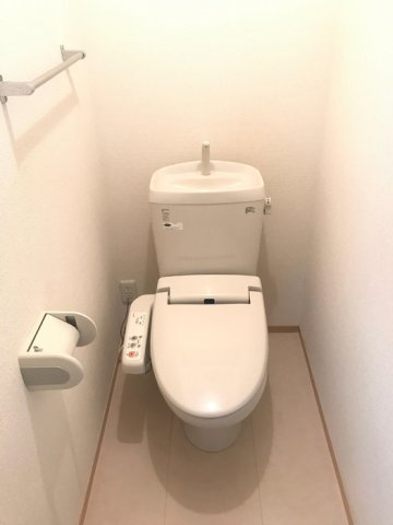 エスグランディールのトイレ|※参考　別号室のお部屋です