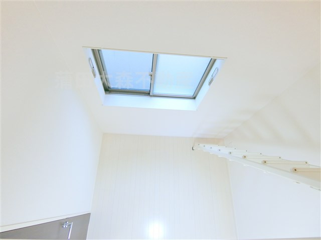 シャンテ西六郷の居間・リビング