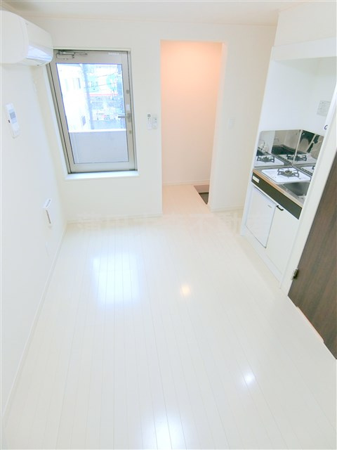 シャンテ西六郷の居間・リビング