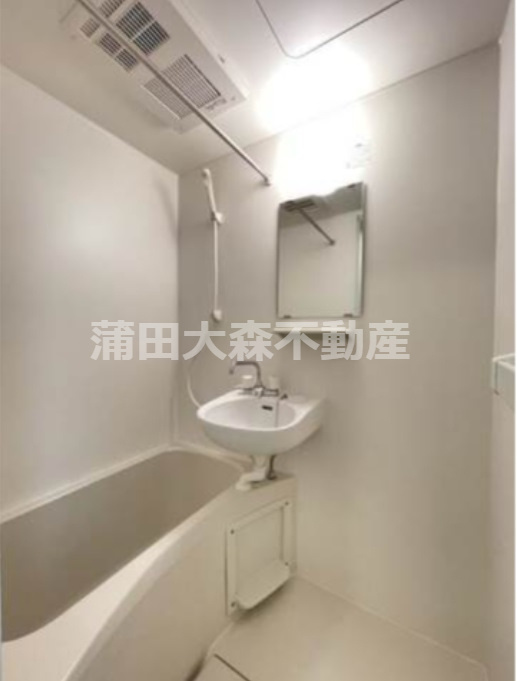 シャンテ西六郷の浴室