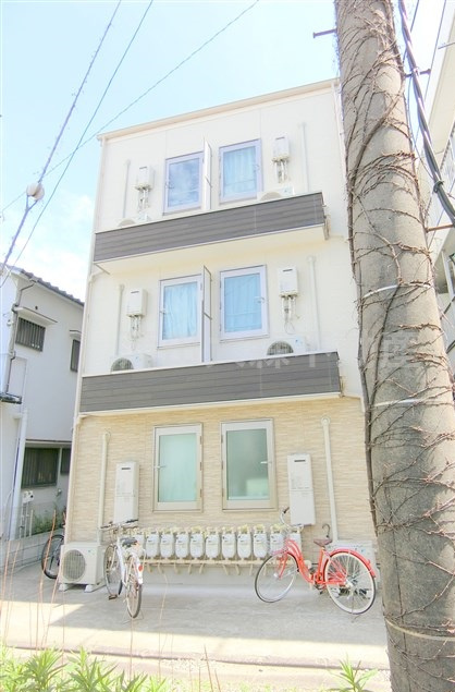 シャンテ西六郷の外観