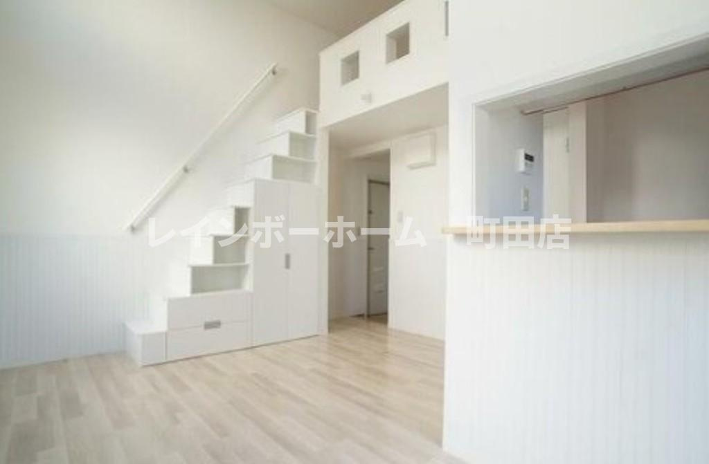 プリマ町田金森壱番館※初期費用分割あと払いサービス利用可能物件の居間・リビング