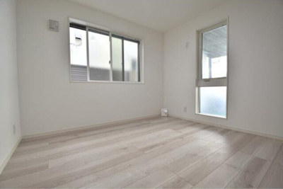 【洋室】 | 沼袋１丁目～「沼袋」駅７分・太陽光発電パネル設置～