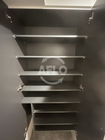 玉造Baseの収納|玉造Base　シューズボックス