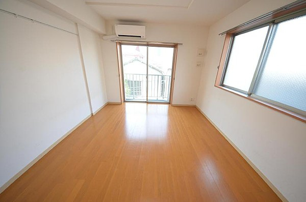 【居間・リビング】 | エスペルーモ本所吾妻橋 | 同建物別部屋参考写真