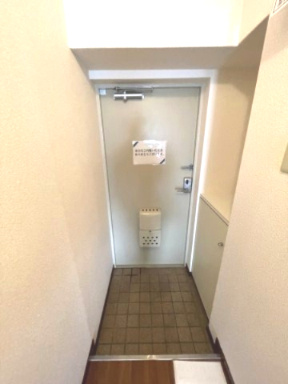 【玄関】 | 上新庄駅前グランドハイツ北 | シューズボックスもある玄関です