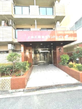 【エントランス】 | 上新庄駅前グランドハイツ北 | ゆとりのあるエントランスです