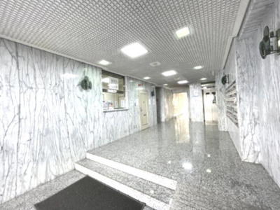 【ロビー】 | 上新庄駅前グランドハイツ北 | 清潔なロビーです