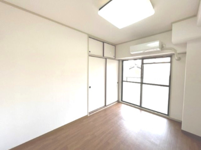 【洋室】 | 上新庄駅前グランドハイツ北 | コンパクトで使いやすい洋室です