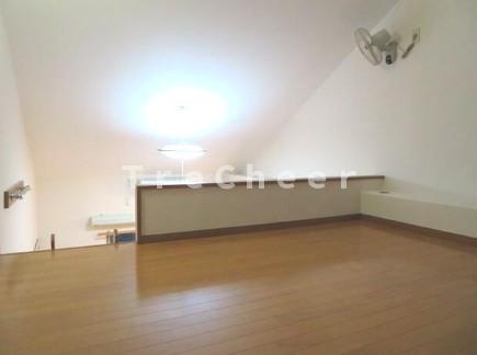 ロワジール向山Eのその他