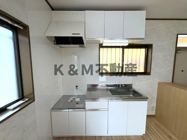 第５コーポ米倉のキッチン|コンパクトなキッチンで掃除もラクラク