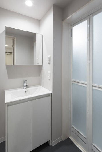 プロストル　ミラの独立洗面台