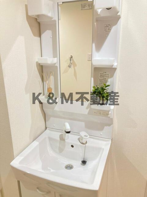 ホープアイランドの洗面所|脱衣スペースもあります