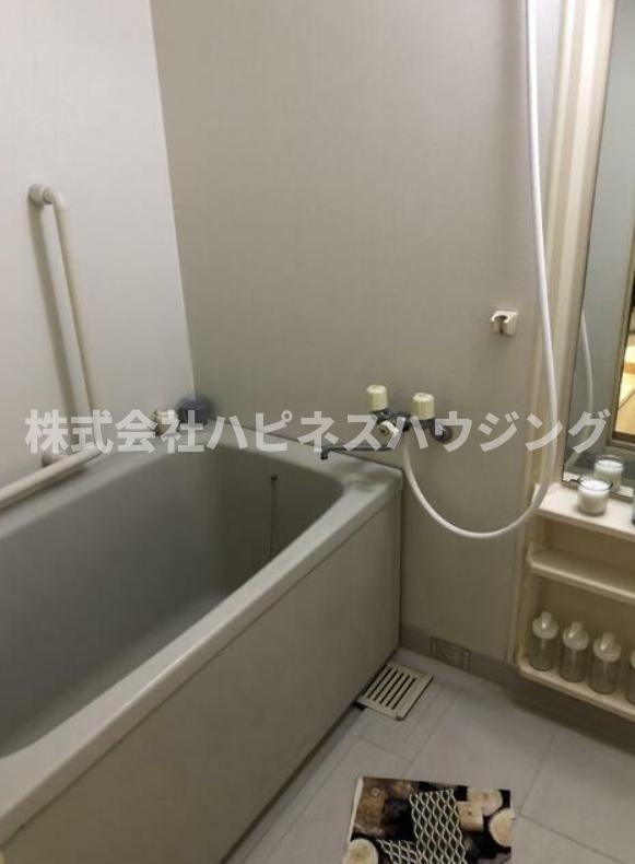 第２グランドフォートの浴室