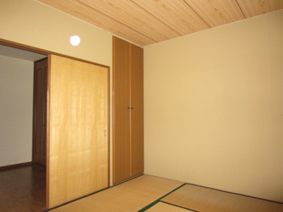 【居間・リビング】 | 平和マンション