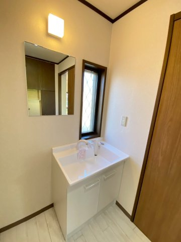 【独立洗面台】