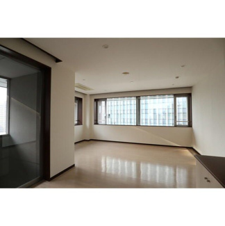 【居間・リビング】 | 愛宕ビューアパートメント