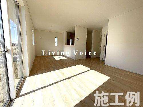 【居間・リビング】 | 【仲介手数料０円】相模原市南区大野台第42　新築一戸建て | 相模原市南区大野台第42　新築一戸建て