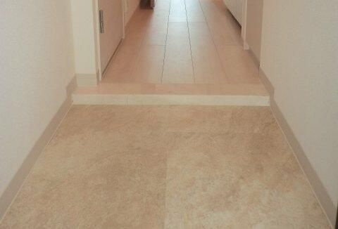 フェニックス池袋参番館の玄関