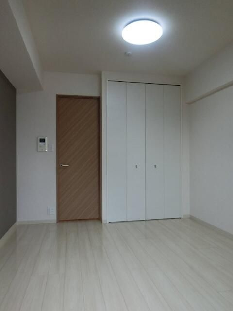 フェニックス池袋参番館の居間・リビング