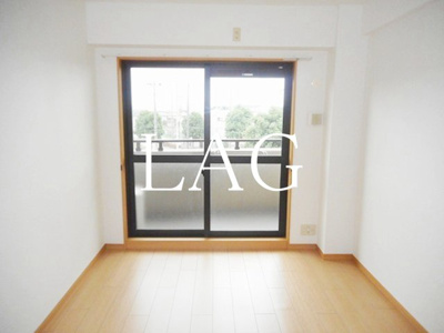 【寝室】 | プリムローズ | 寝室です。