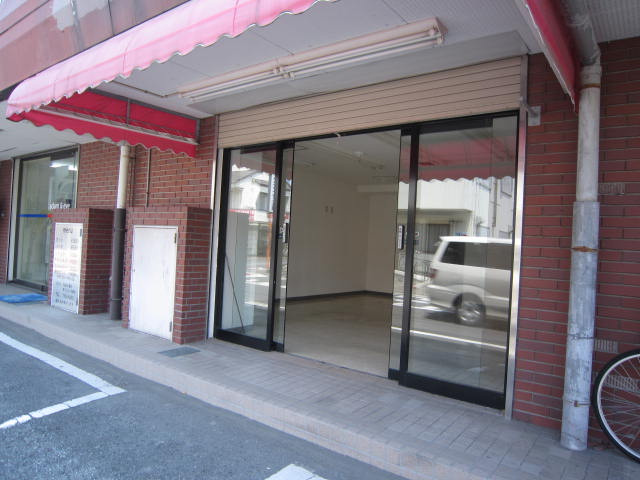 セントラルハイツの外観