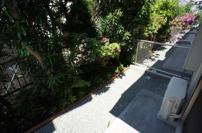 【バルコニー】 | ハイツアゼリア