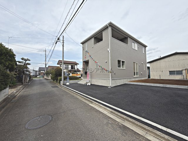 飯能市双柳・全1棟　新築一戸建　～テレワークルームあり～の前面道路含む現地写真
