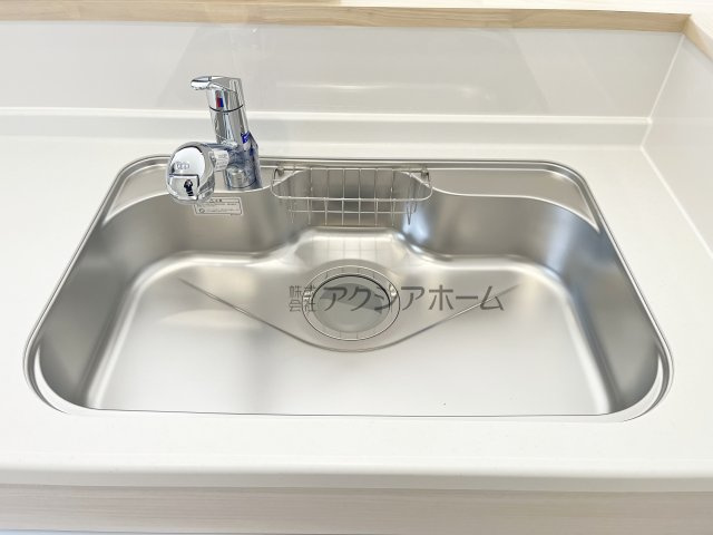 飯能市双柳・全1棟　新築一戸建　～テレワークルームあり～のキッチン