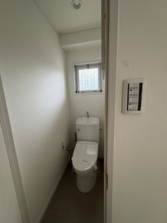 【トイレ】 | プレミアⅠ | 落ち着いた色調のトイレです