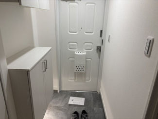 【玄関】 | プレミアⅠ | 明るい玄関です