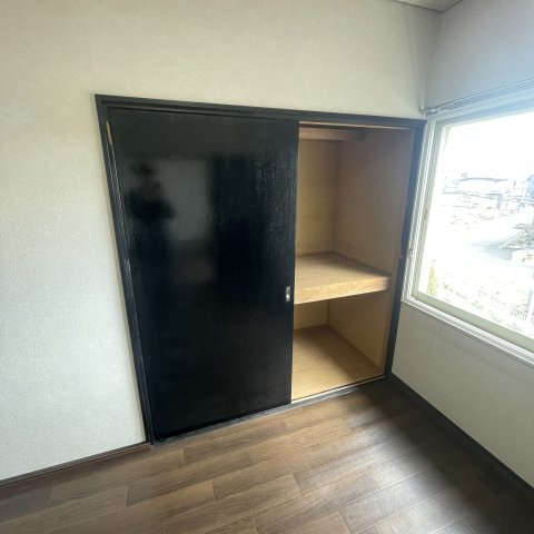 バルビゾンの収納