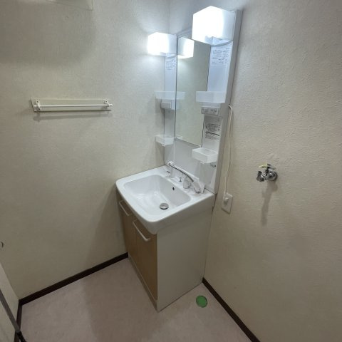 バルビゾンの洗面所