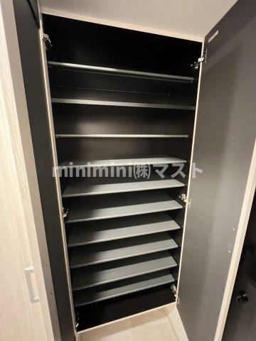 スプランディッド難波IIIの収納
