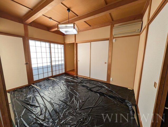 平川本町貸家の和室