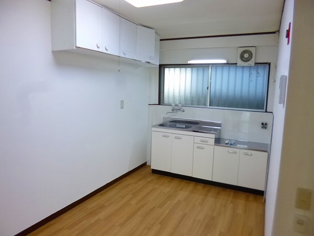 甲子園ファイブの居間・リビング