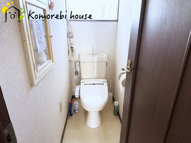 白岡市西10丁目　中古戸建のトイレ|12/18撮影済み