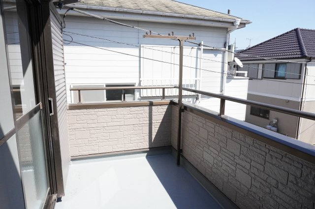 草加市中根3丁目 中古戸建のバルコニー