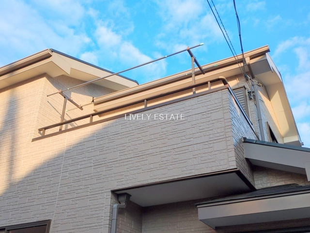 草加市中根3丁目 中古戸建のバルコニー