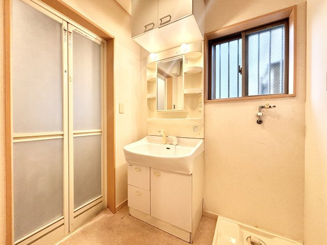 【独立洗面台】