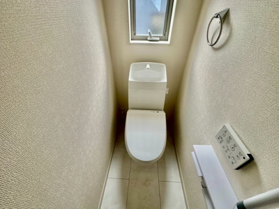 【トイレ】 | 大野台５丁目　新築分譲住宅　全２区画 | 【広々４ＬＤＫ】ゆとりのある間取りですので、子供部屋や趣味のお部屋も作れますね♪資料請求だけでもお気軽にお問い合わせください！