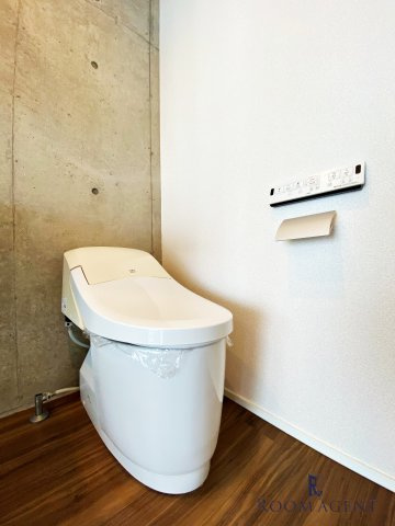 コレクション名駅IIIのトイレ