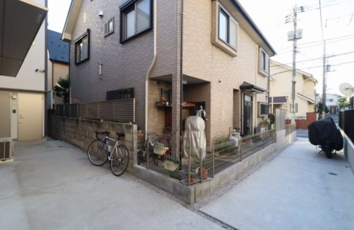 ヴィエント井草のエントランス