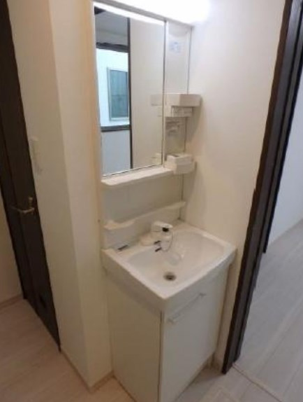 ヴィエント井草の独立洗面台|※同シリーズ物件参考写真※