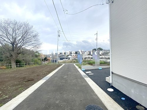 【エントランス】 | 【仲介手数料０円】秦野市室町第2　新築一戸建て　全2棟 | 秦野市室町第2　新築一戸建て　全2棟